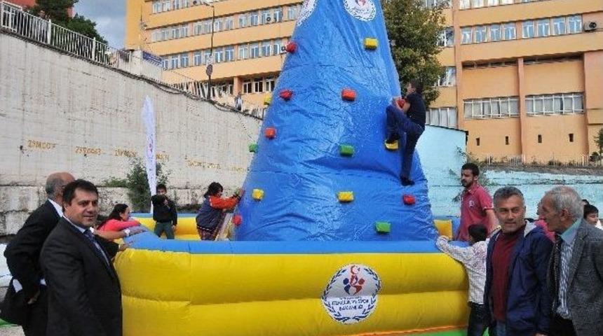 Yetenek Avcısı G&uuml;m&uuml;şhane&rsquo;de