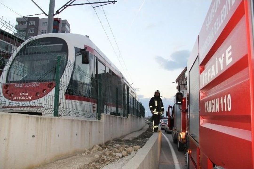 Samsun'da tramvayda yangın &ccedil;ıktı