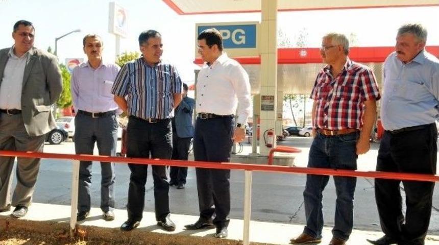 Başkan T&uuml;t&uuml;nc&uuml; Akdeniz Sanayi Sitesi&rsquo;nde