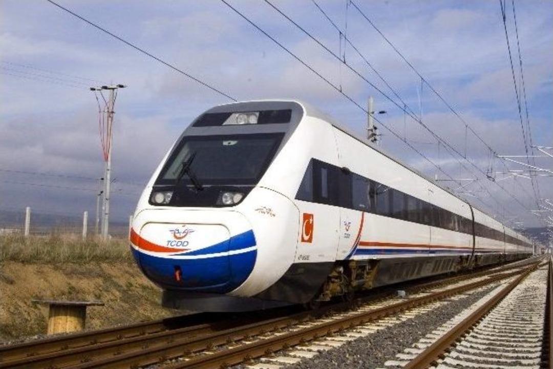 (&ouml;zel Haber) Yht Bel&ccedil;ika N&uuml;fusundan Fazla Yolcu Taşındı