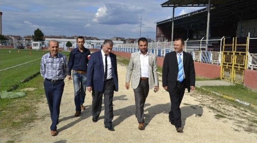 Ensar Sivri&rsquo;den &Ccedil;erkezk&ouml;yspor&rsquo;a Ziyaret