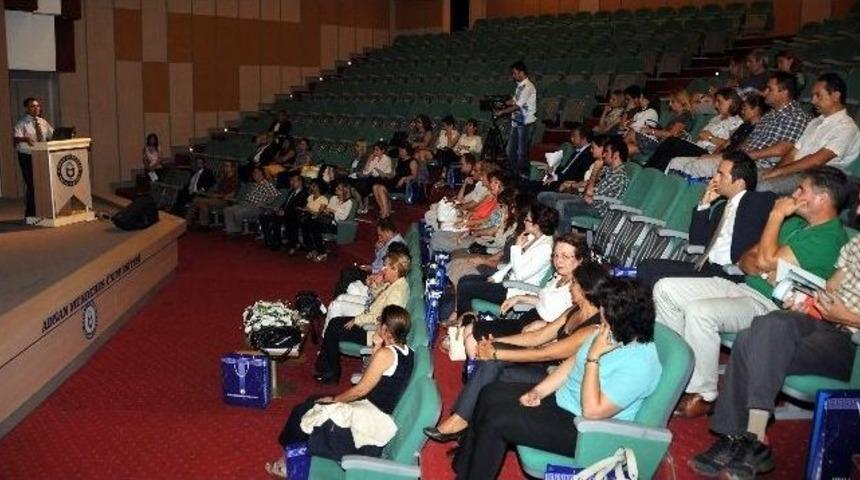 Klinik Mikrobiyoloji Uzmanları Ad&uuml;&rsquo;de Biraraya Geldi