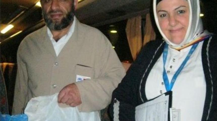 İzmit Belediyesi Hacca Gidenleri Unutmuyor