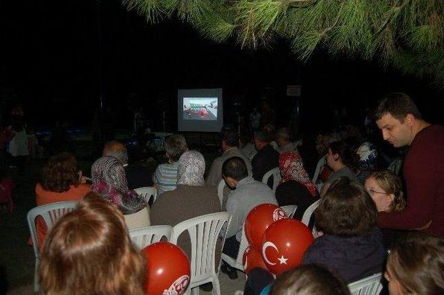 Lapseki’de Kurtuluş Günü Kutlamaları