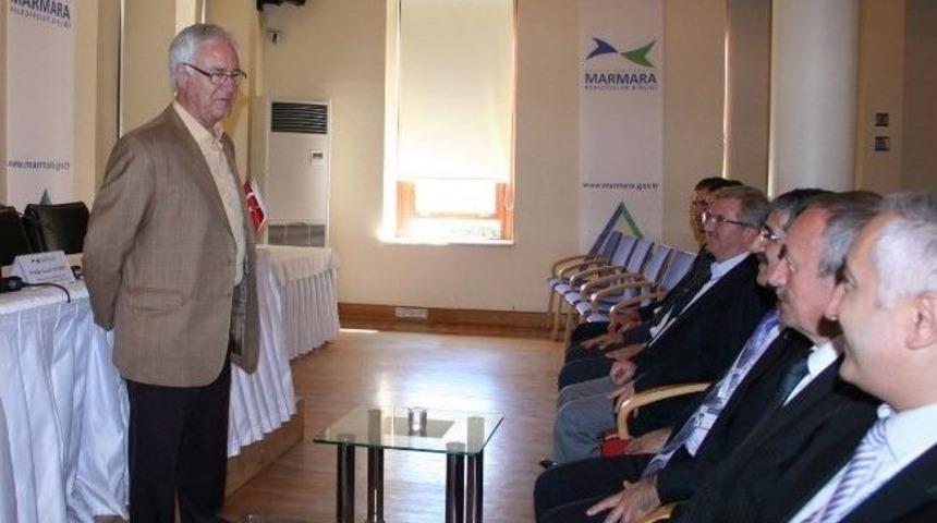 Profes&ouml;r G&ouml;ymen: &ldquo;devlet Yapılaşması T&uuml;rkiye&rsquo;de Başka Avrupa&rsquo;da Başka&rdquo;