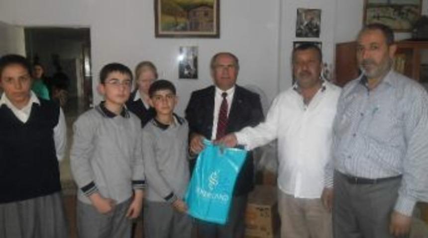 Semerkand Ve Dim&ccedil;ek&rsquo;ten &Ouml;rnek Davranış