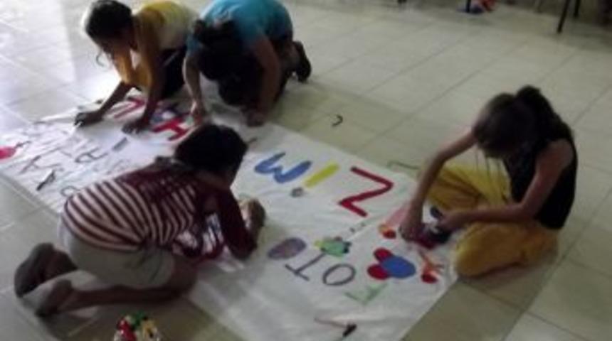 &Ccedil;anakkale'de &Ccedil;ocuklar Fotoğraf Sergisi A&ccedil;acak