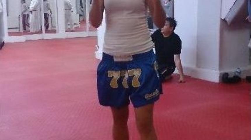 Seda Başarı Dilekleri İle Uğurlandı