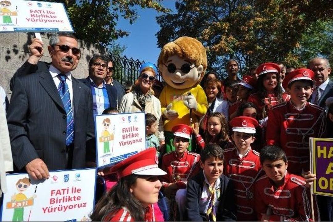 Başkentliler G&ouml;rme Engelli &ldquo;fati&rdquo; İle Y&uuml;r&uuml;d&uuml;