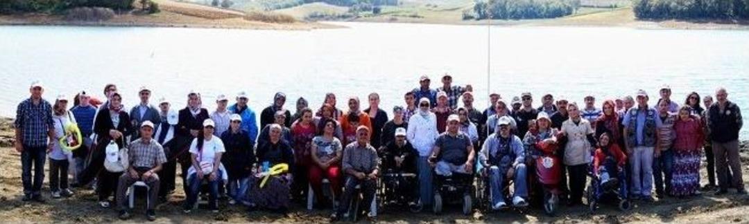 Mutluluğa Engel Yok