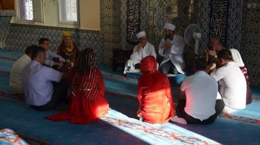 Ezan Sesi Nikah Tazeletti