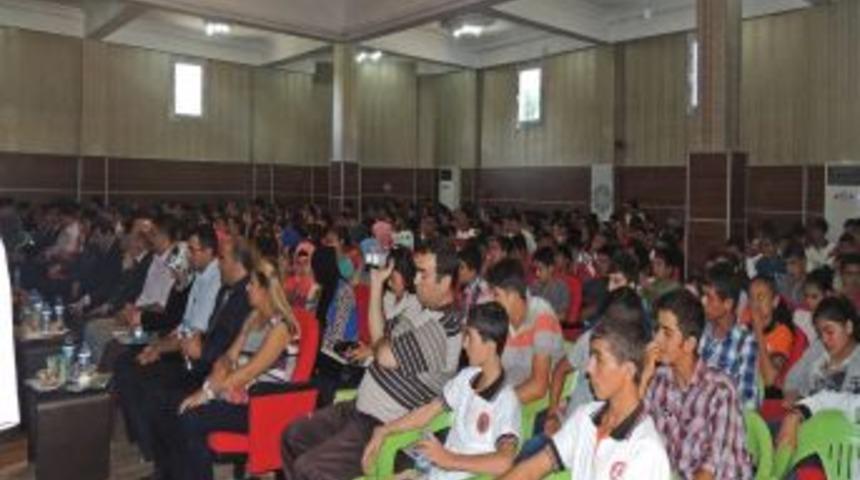 Lise &Ouml;ğrencileri Bağımlılık Yapan Maddelere Karşı Bilin&ccedil;lendirildi