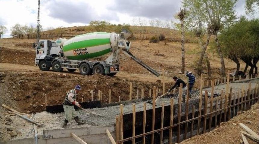 K&ouml;ylerde Alt Yapı &Ccedil;alışmaları Devam Ediyor