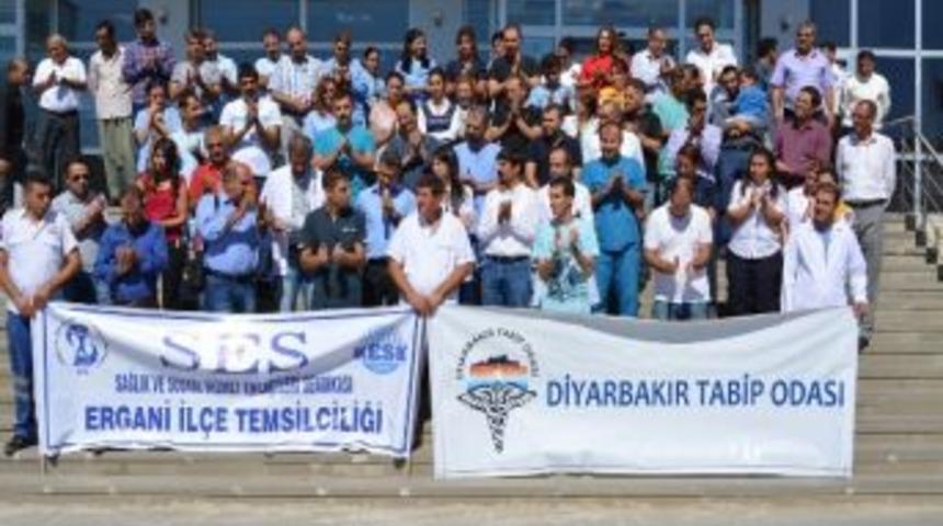 N&ouml;bet&ccedil;i Doktorun, Polis Tarafından Karakola G&ouml;t&uuml;r&uuml;ld&uuml;ğ&uuml; İddiası