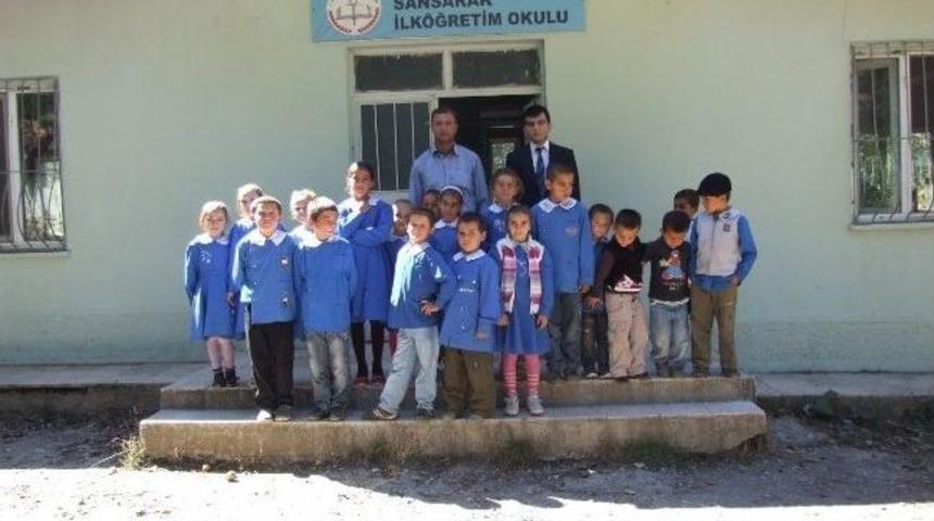 &Ouml;ğretmensiz K&ouml;ye &Ouml;ğretmen Geldi