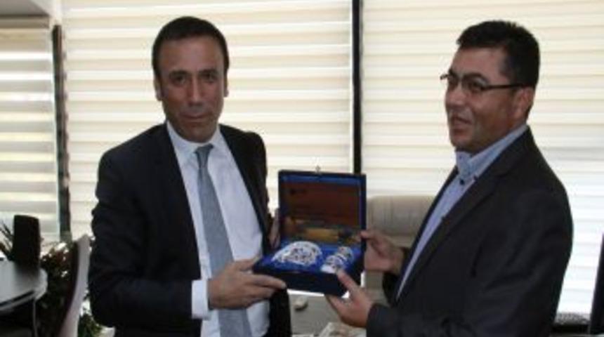 'Ortada Doğmuş Bir &Ccedil;ocuk Var, Adının Konulması I&ccedil;in N&uuml;fus Kağıdı &Ccedil;ıkarılacak'