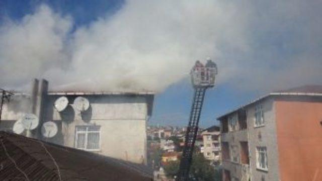 Ataşehir’de Korkutan Yangın