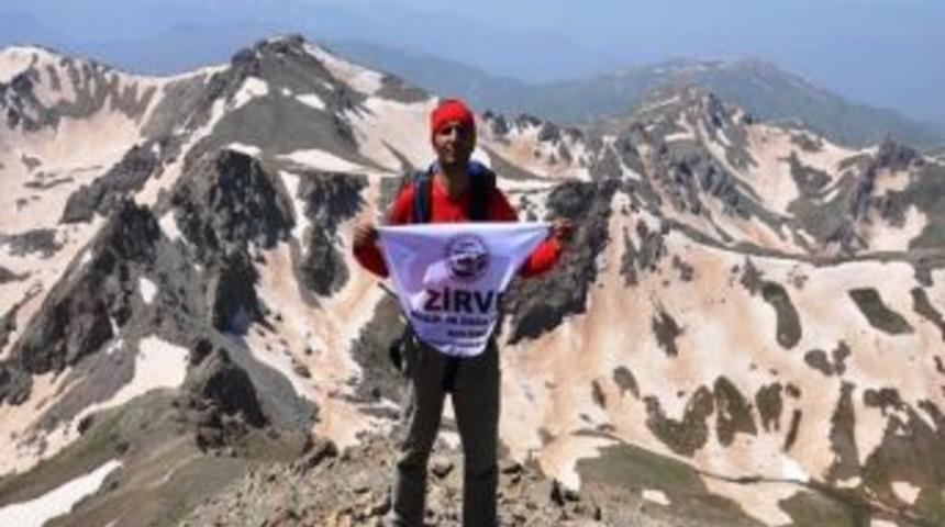 K&uuml;&ccedil;&uuml;k Ağrı'ya 30 Yıl Sonra Tırmanacaklar