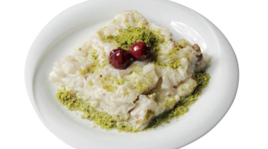 Fıstıklı g&uuml;lla&ccedil; tarifi