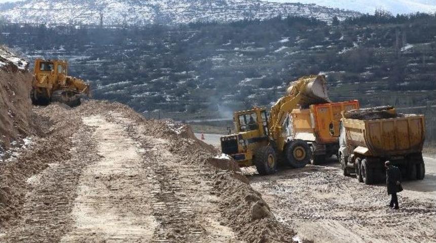 Zincidere-başakpınar Yolu Yenilendi