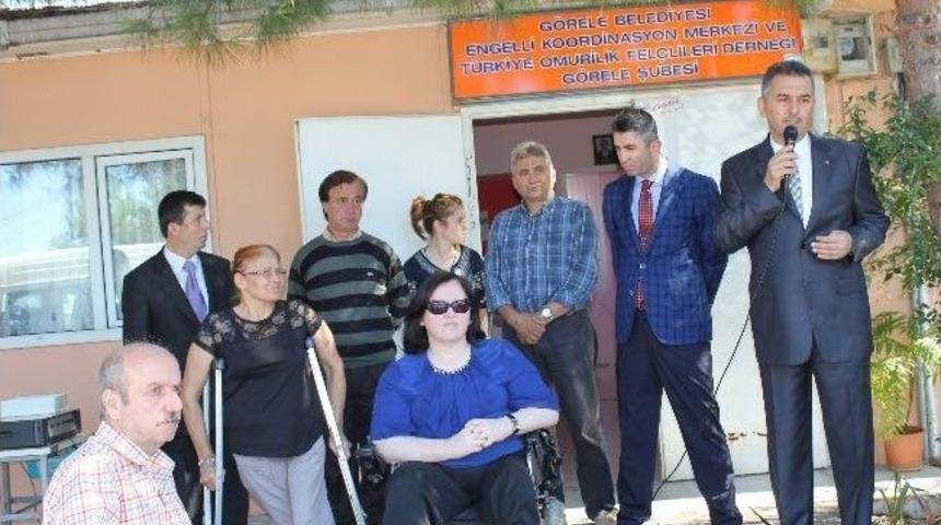 Omurilik Fel&ccedil;lilerine 6 Adet Tekerlekli Sandalye Desteği