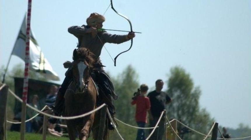 Avrupa Atlı Ok&ccedil;uluk Şampiyonası Uşak&rsquo;ta Yapılacak