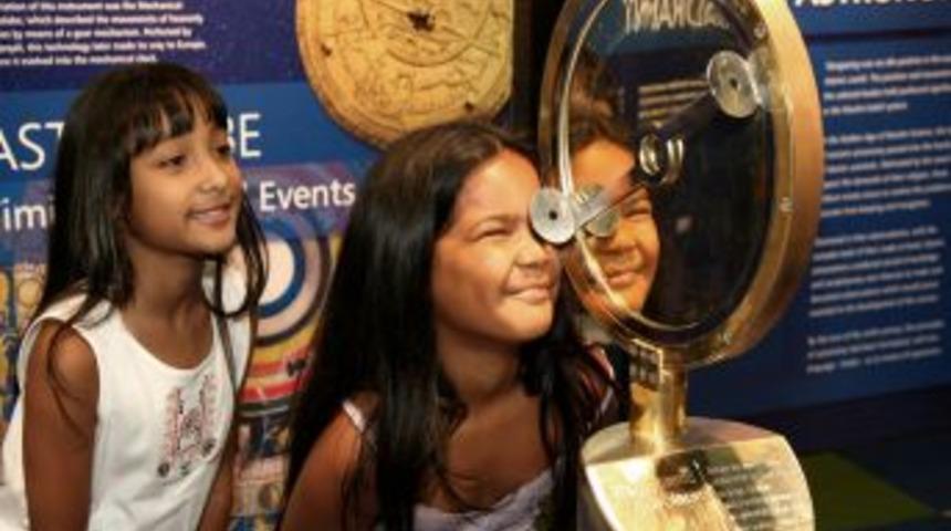 'Bilimin Sultanları' Sergisi Bursa'da A&ccedil;ılacak