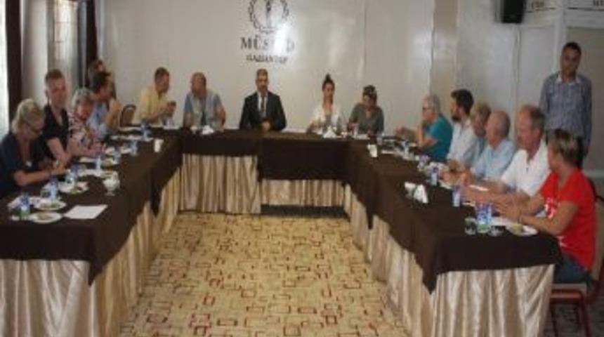 Hollandalı Gazeteciler, Gaziantep M&uuml;siad Şubesini Ziyaret Etti