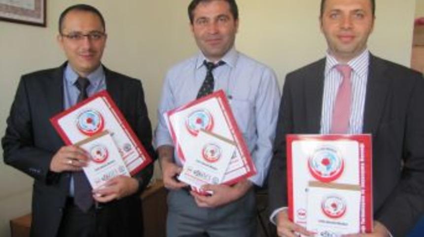 Yerk&ouml;y&rsquo;de &Ouml;ğretmenlere Eğitim Materyalleri Seti Dağıtıldı