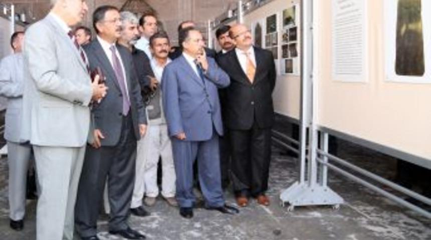 Başkan Mehmet &Ouml;zhaseki: Değerlerimize Sahip &Ccedil;ıkmalıyız