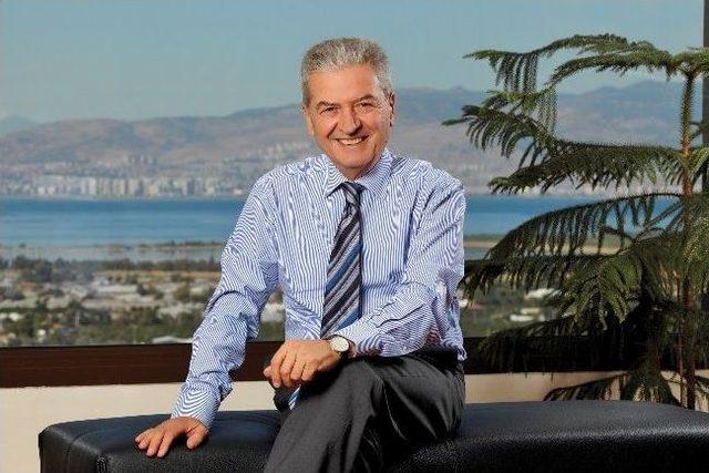 İzmir Ekonomi, Aydınlık Bir Gelecek Vadediyor 2