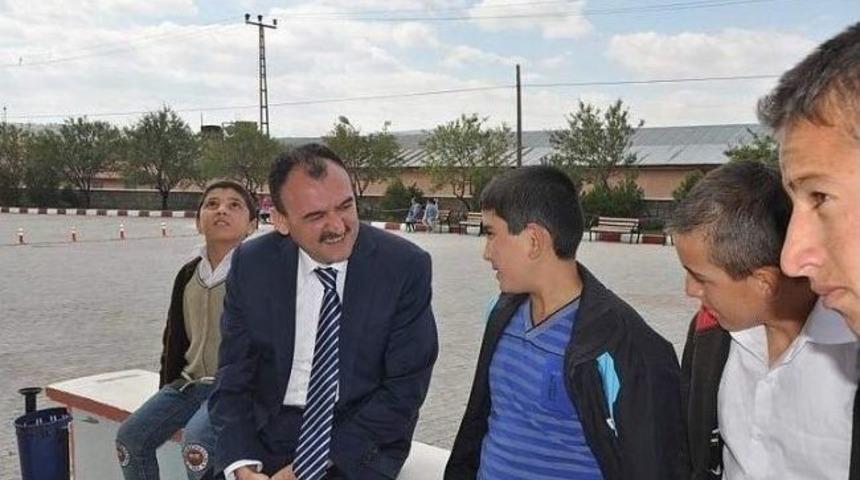 İl Milli Eğitim M&uuml;d&uuml;r&uuml; Bilal Yılmaz: