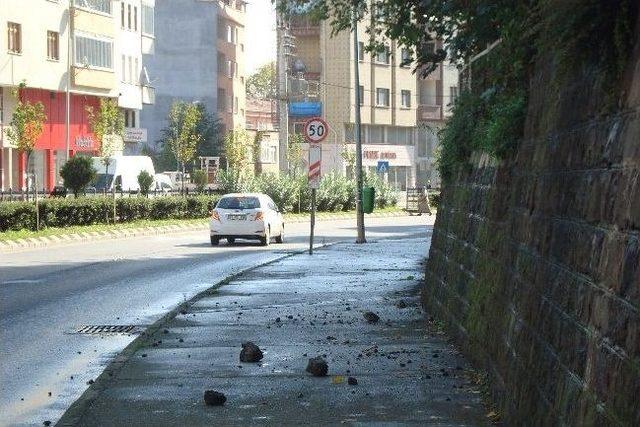 Tanjant Yolu'nda Yayaları Ve Araçları Bekleyen Tehlike