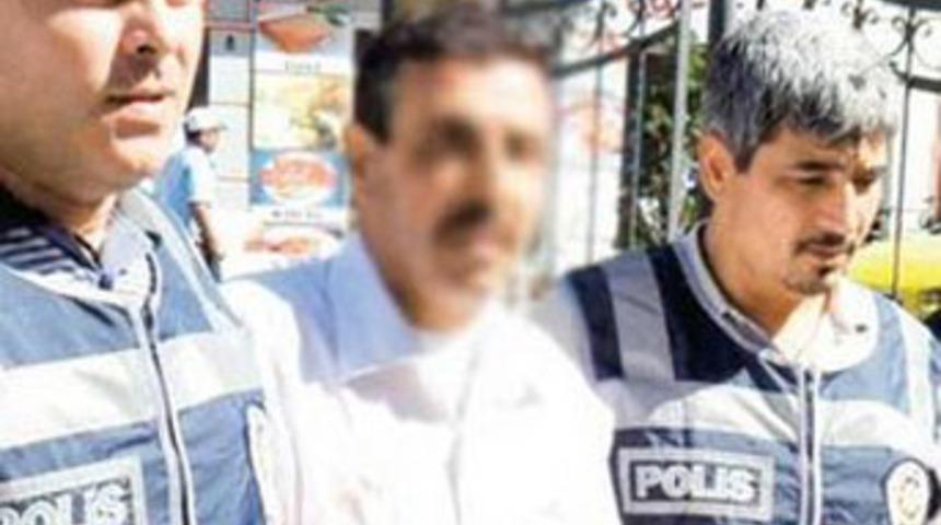 Eskişehir&rsquo;de cinnet getiren baba, oğlunu &ouml;ld&uuml;rd&uuml;