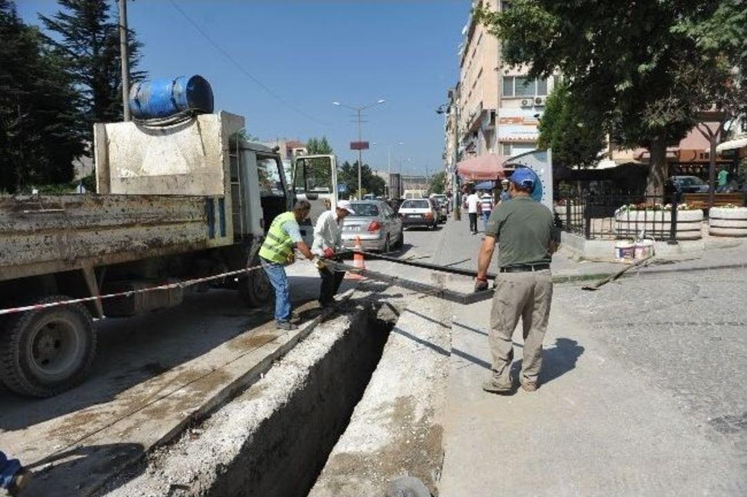 Eskimiş Yağmur Suyu Izgaraları Yenileniyor