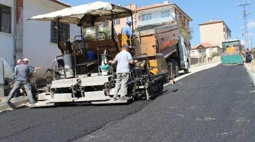 Akdağmadeni İlçesinde Asfaltsız Yol Kalmayacak