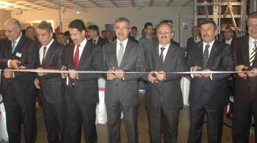 Başkan K&ouml;şker Beton Kalıpları Firmasının A&ccedil;ılışına Katıldı