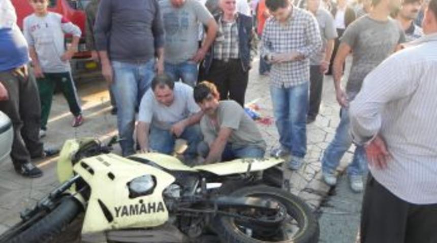 Motosikletin &Ccedil;arptığı Yaşlı Adam Ağır Yaralandı