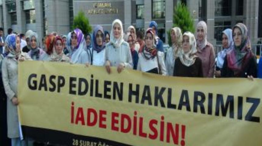 28 Şubat Mağduru &Ouml;ğretmenler: Haklarımız Tam Olarak Iade Edilsin