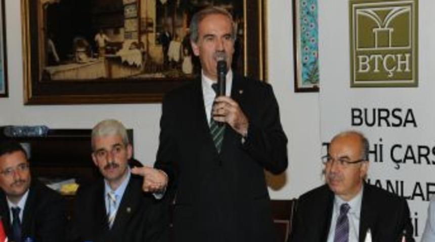 "&Ccedil;arşı B&ouml;lgesi Kimlik Değiştirmeli"