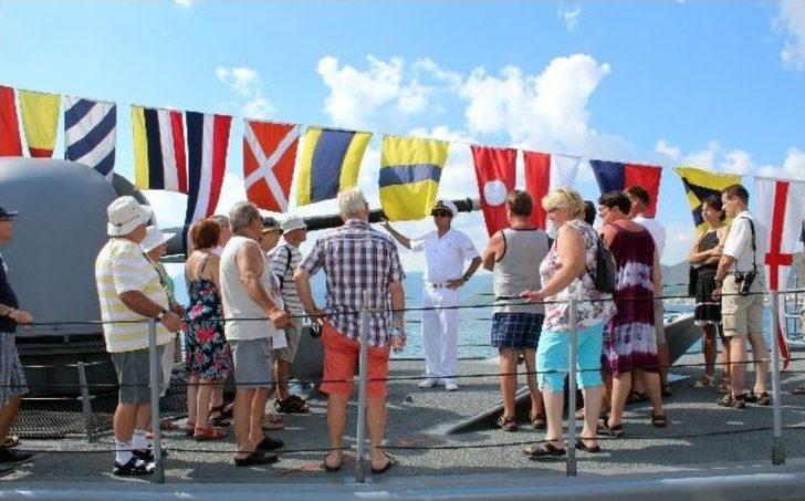 Türk Hücumbotu 'tcg Poyraz' Ziyarete Açıldı G4