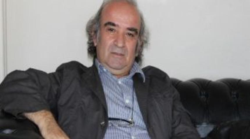 Ressam Mustafa G&uuml;nen: "t&uuml;rkiye Olarak Plastik Sanatlarda D&uuml;nyaya Bir Ekol Bırakalım"