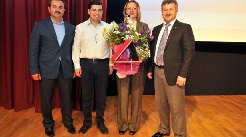 Kepez, Dil Bayramı&rsquo;nı Nermin Tuğuşlu İle Kutladı