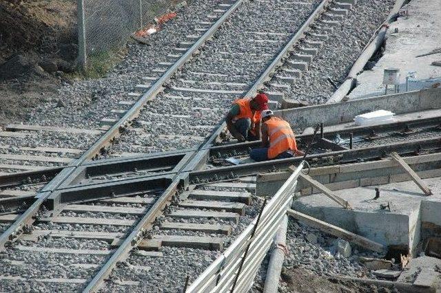 İstasyon Köprüsünde Çalışmalar Sürüyor