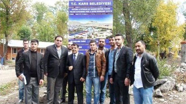 Kars Belediye Başkanı Ak Parti Gençlik Kollarına Belediye Çalışmalarını Yerinde Anlattı