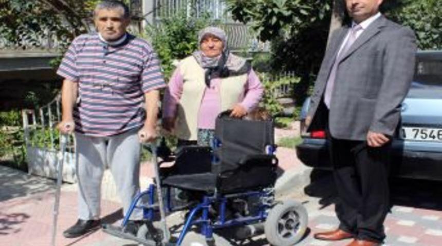 Engellinin Ak&uuml;l&uuml; Aracını &Ccedil;alıp Başka Bir Engelliye Sattılar
