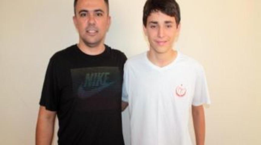 Yenişehirli Voleybolcudan Bir Başarı Daha