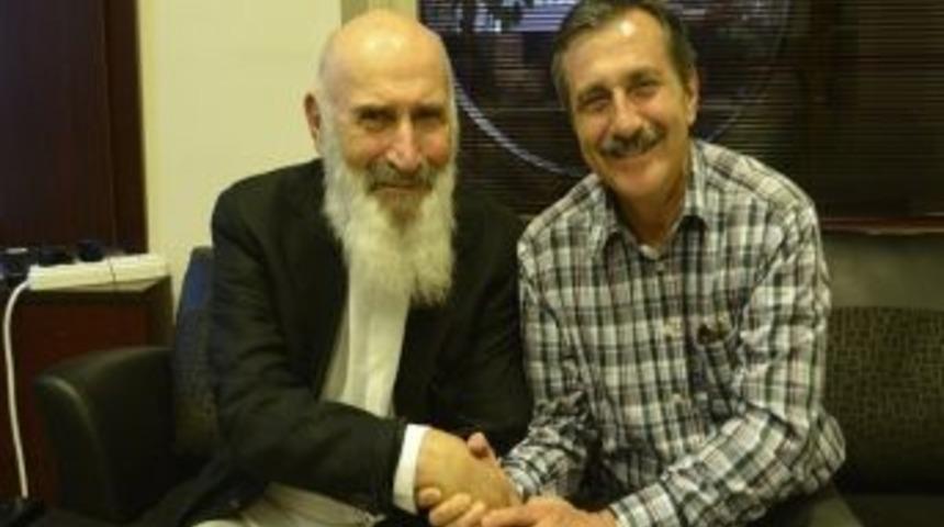 Başkan Ata&ccedil;&rsquo;tan Tuncel Kurtiz İ&ccedil;in &Uuml;z&uuml;nt&uuml; Mesajı