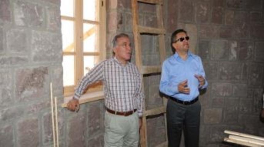 K&ouml;y Park, Siyasilerden De İlgi G&ouml;r&uuml;yor