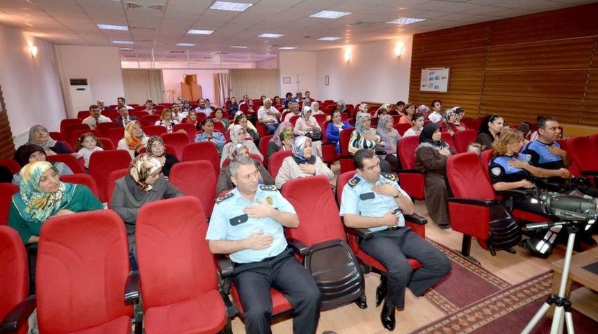 Emniyet M&uuml;d&uuml;rl&uuml;ğ&uuml;'nde Şiddeti &Ouml;nleme Semineri